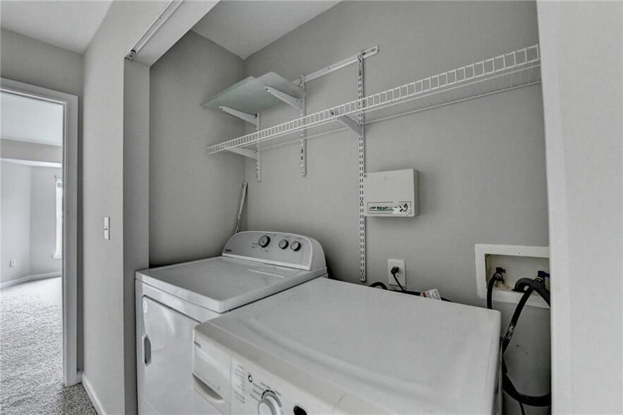 Building Photo - 3187 Mill Springs Cir NE