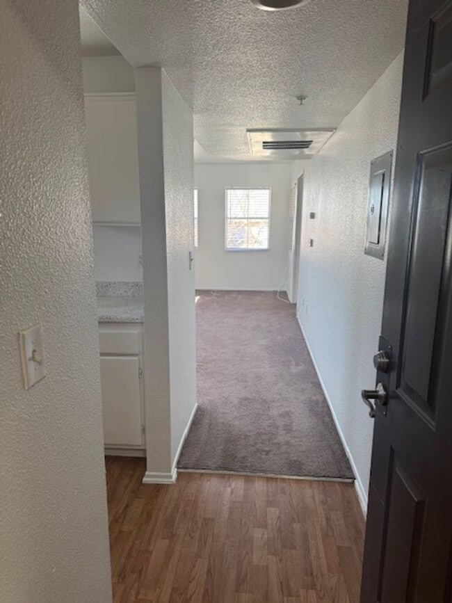 Interior Photo - Sierra View Gardens
