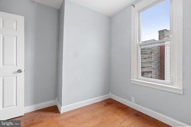 Building Photo - 1723 S Taylor St