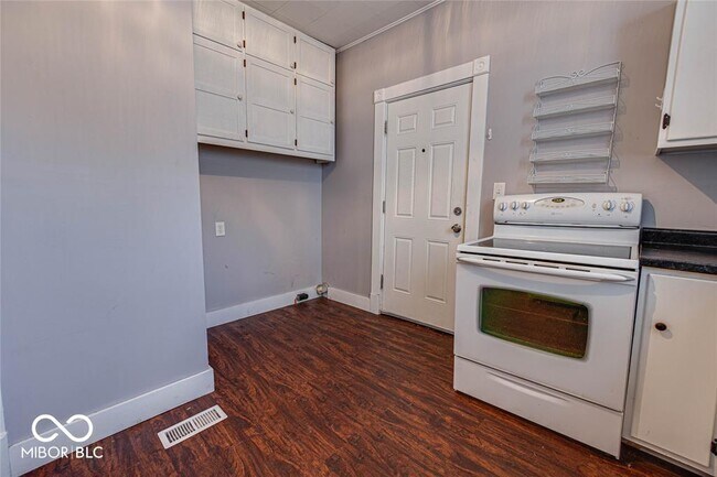 Building Photo - 226 N 21st St