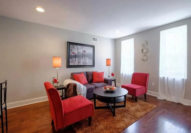 Primary Photo - 2131 Oakford St