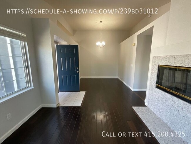 Building Photo - 5658 Statice Common