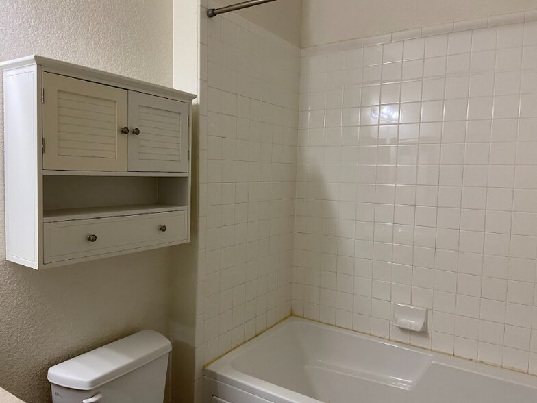 Building Photo - 1921 Grays Peak Dr