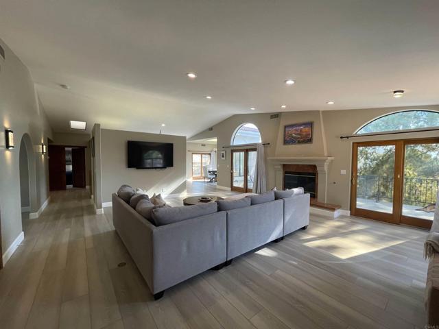 Building Photo - 15290 Moonglow Dr
