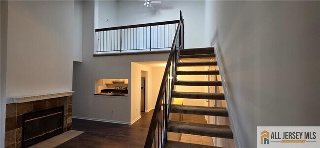 Building Photo - 602 Ravens Crest Dr