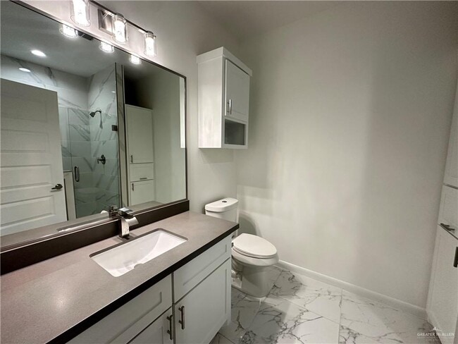 Building Photo - 12 San Andres