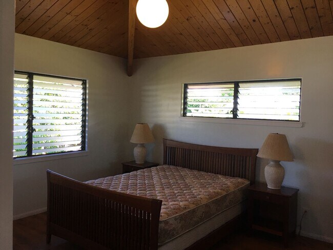 Building Photo - Private Home in Kea'au Ag Lots Subdivision