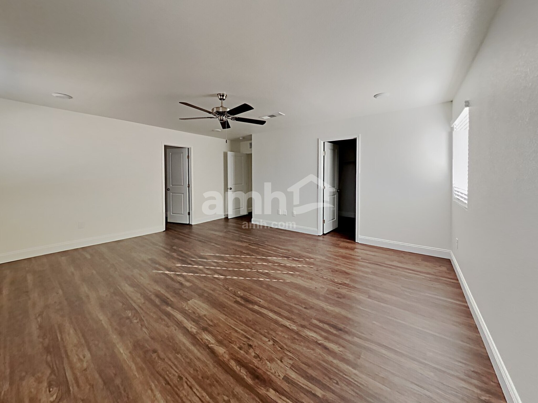 Building Photo - 6035 Schmidt St