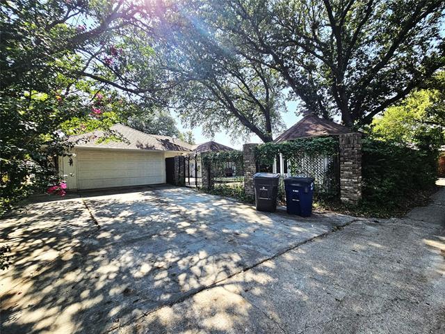 Building Photo - 13103 Fall Manor Dr