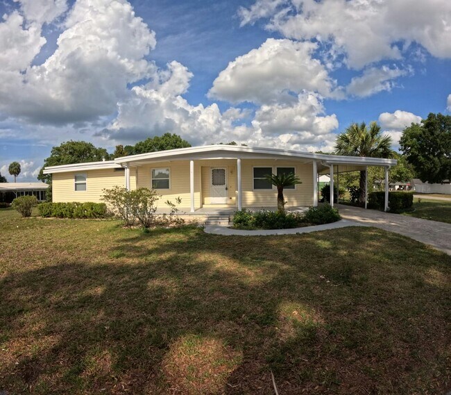 Building Photo - 15 NE 63rd Ct