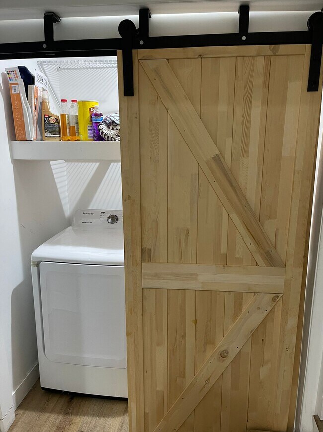 Laundry Area w/Barn Doors - 6151 Wilbur Ave