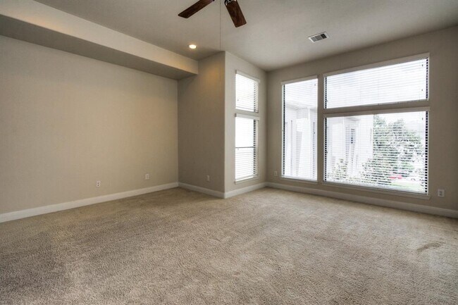 Building Photo - 6909 Staffordshire