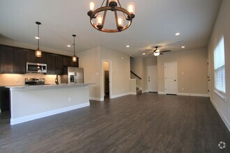 Building Photo - FALL IN LOVE w/ The Luxury Townhomes @ Jam...