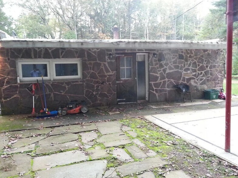 Building Photo - 37 Nesco Manor Rd