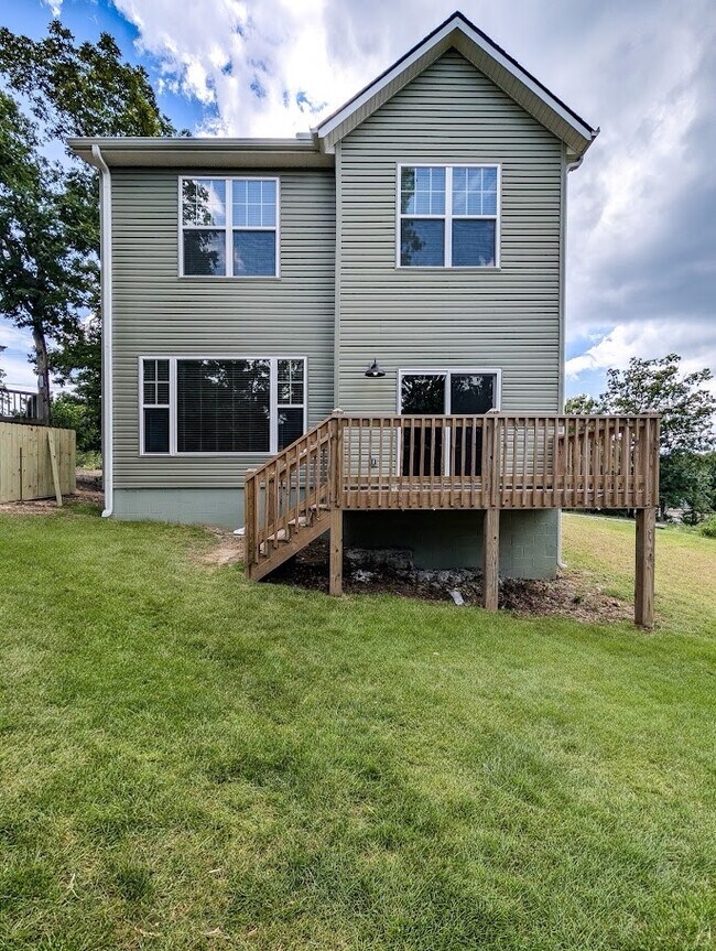 Building Photo - 4 McHugh Ln