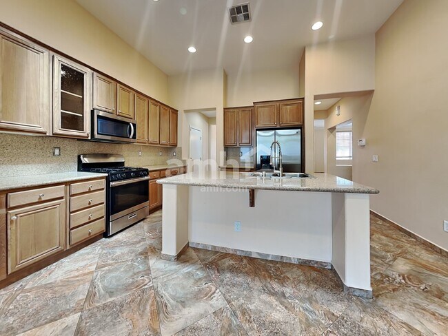 Building Photo - 2028 Silver Blaze Ct