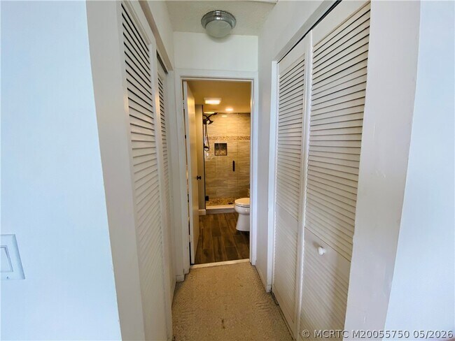 Building Photo - 11000 S Ocean Dr