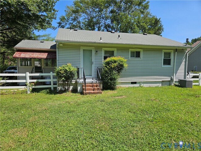 Building Photo - 519 Smith Dr