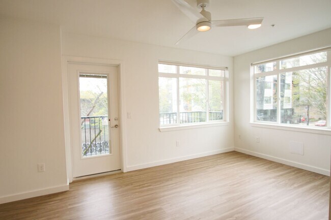 Building Photo - Stunning 1-Bedroom w W/D + Balcony Ready Mid-June!