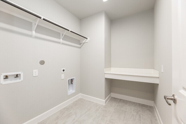Building Photo - 13719 Tranquila Vis Dr