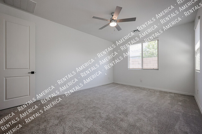 Building Photo - 4841 S Carver-