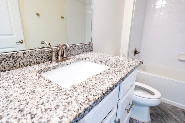 Building Photo - 10885 SW Robbia Way