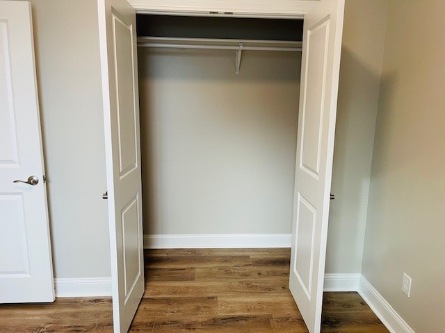 Building Photo - 2903 Newport Cir