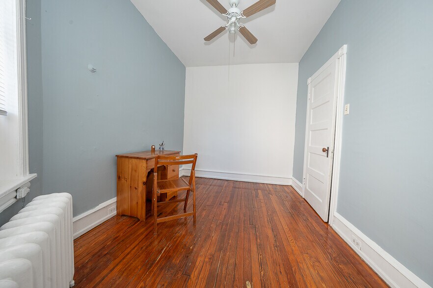 Building Photo - 5116 Cedar Ave