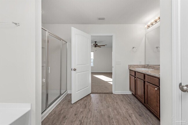 Building Photo - 5864 Magnolia Bend Blvd