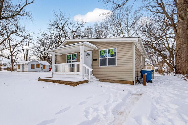 Building Photo - For Rent – 3 Bedroom Home | Section 8 Welcome