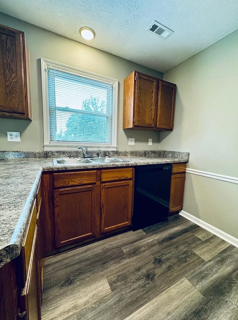 Building Photo - 206 S Keeneland Dr