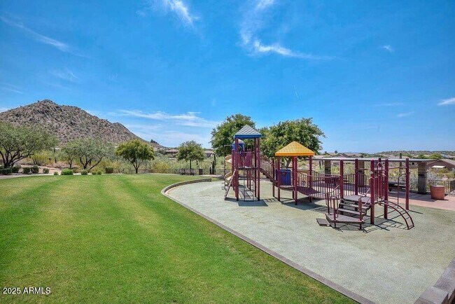 Building Photo - 3041 W Darien Way