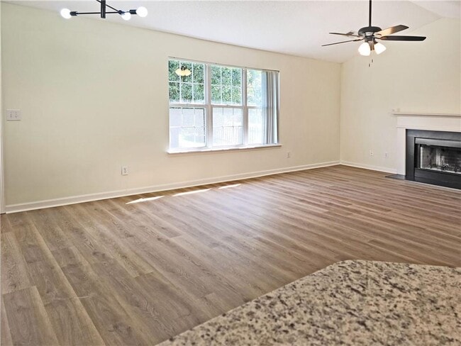 Building Photo - 2806 Vintage Wood Way