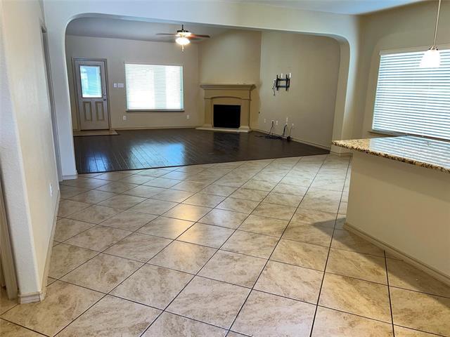 Building Photo - 8 Mapleridge Dr