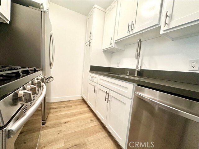 Building Photo - 301 Ashland Ave