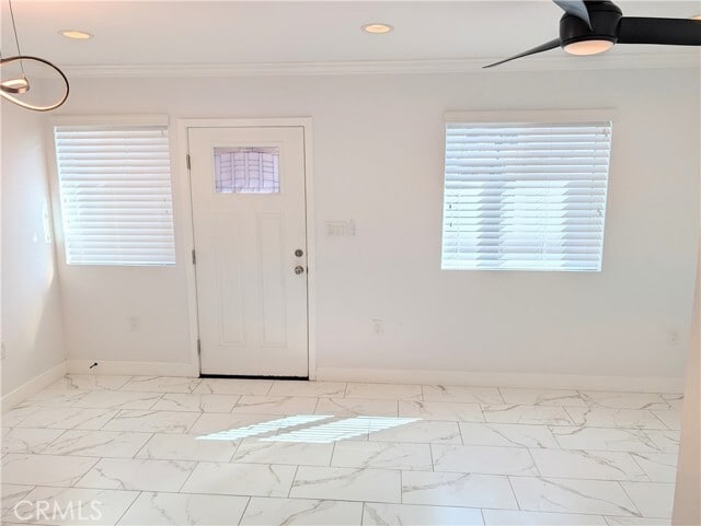 Building Photo - 737 Davis Ave