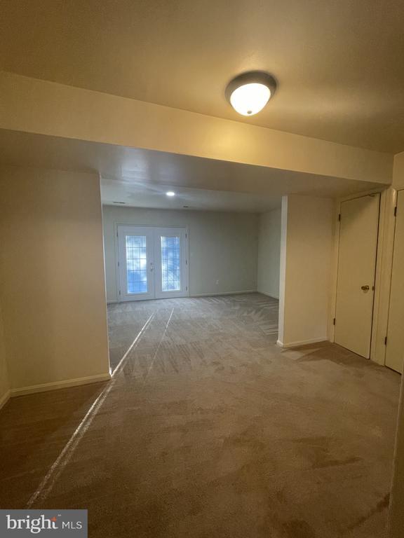 Building Photo - 547 Willis St