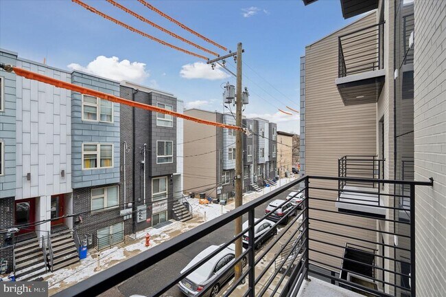 Building Photo - 1617 Ridge Ave