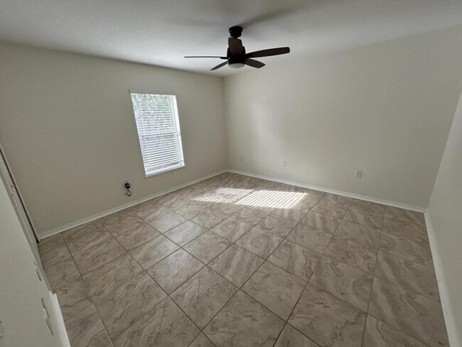 Building Photo - 3257 Helmel Ct