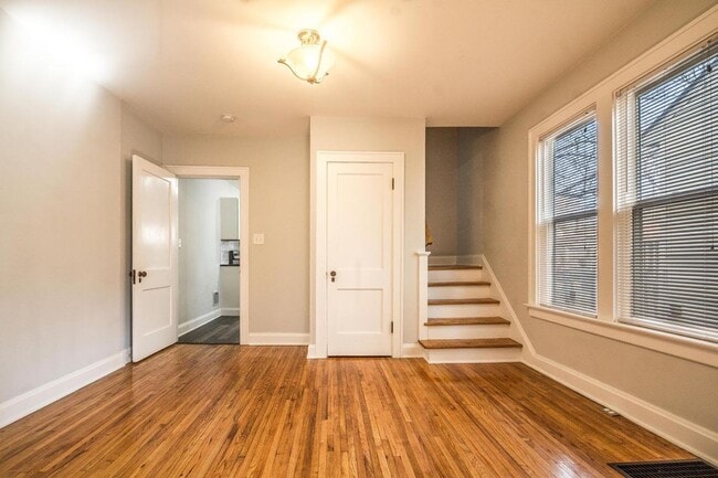 Building Photo - 268-270 Olentangy Street