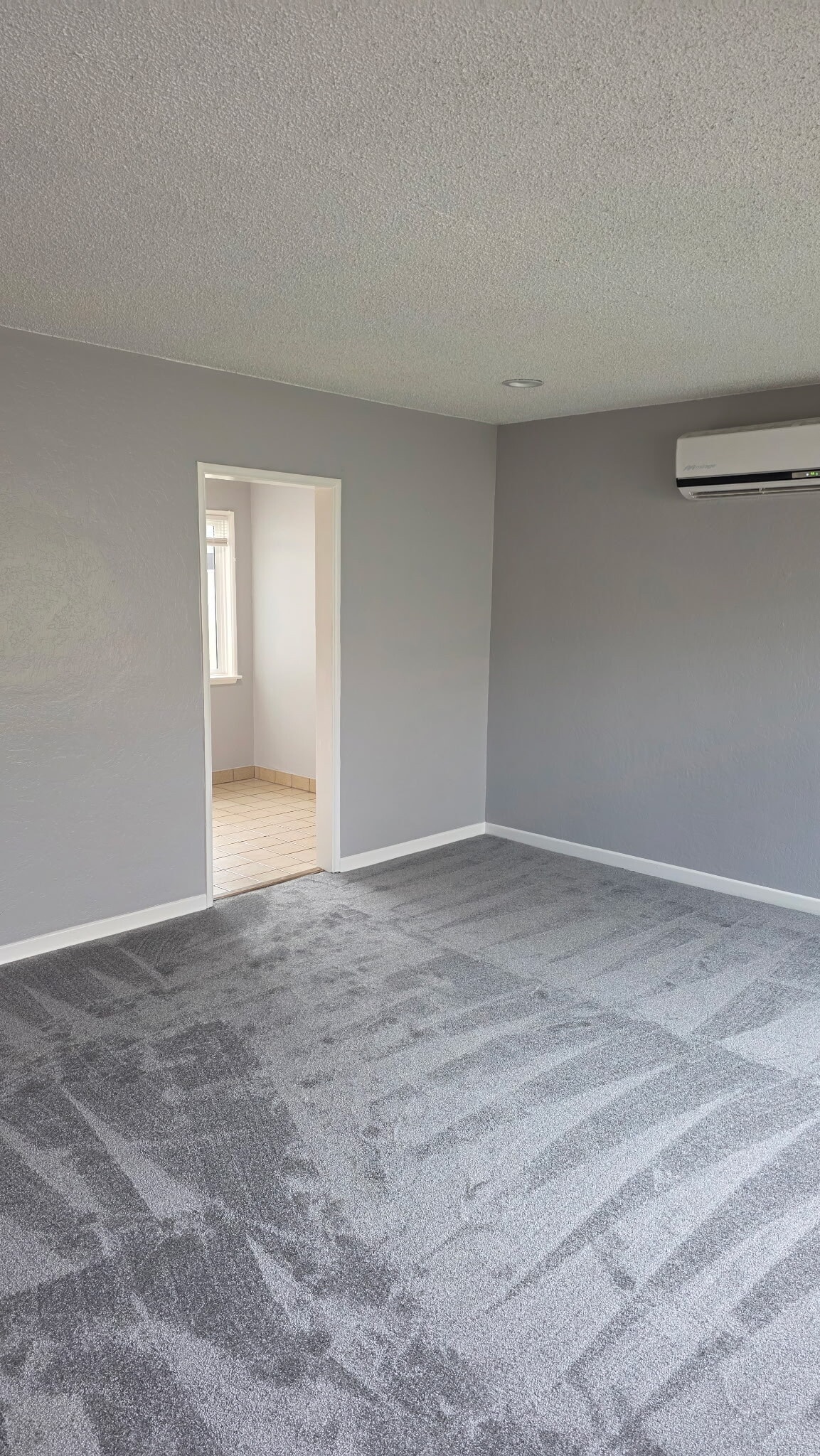 Building Photo - 17030 Woodruff Ave