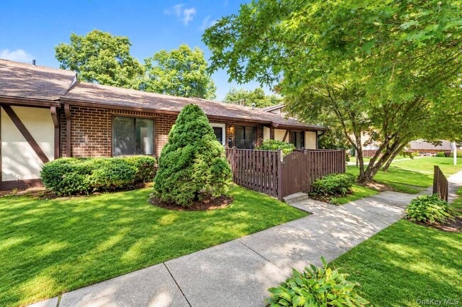 Building Photo - 167 Cambridge Dr