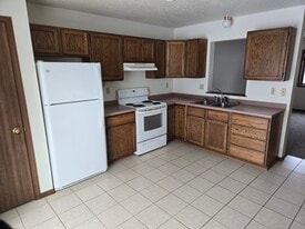 Building Photo - 521 Franklin St