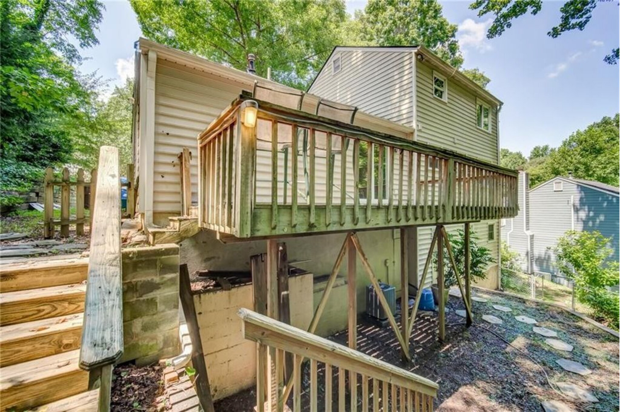 Building Photo - 10385 Rillridge Ct