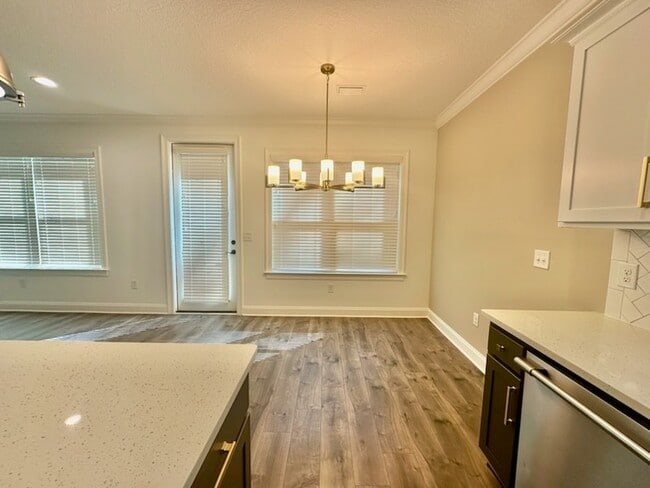 Building Photo - 65 Laurel Oaks Dr