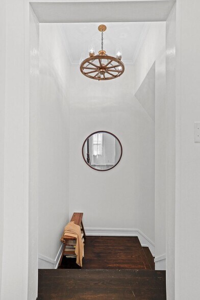 Building Photo - 249 Columbia Pl