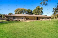 Building Photo - 9935 E Spotted Horse Dr