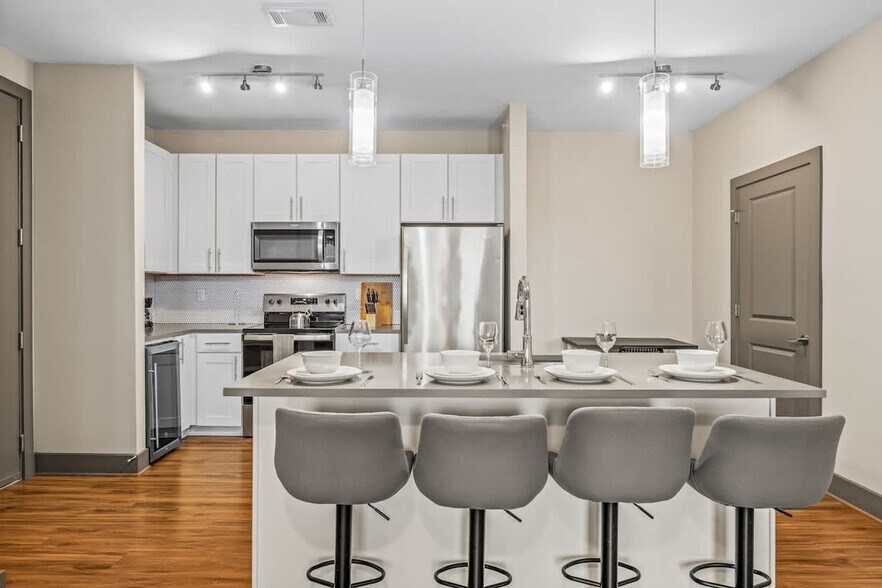 Building Photo - 9260 Vintage Hills Way