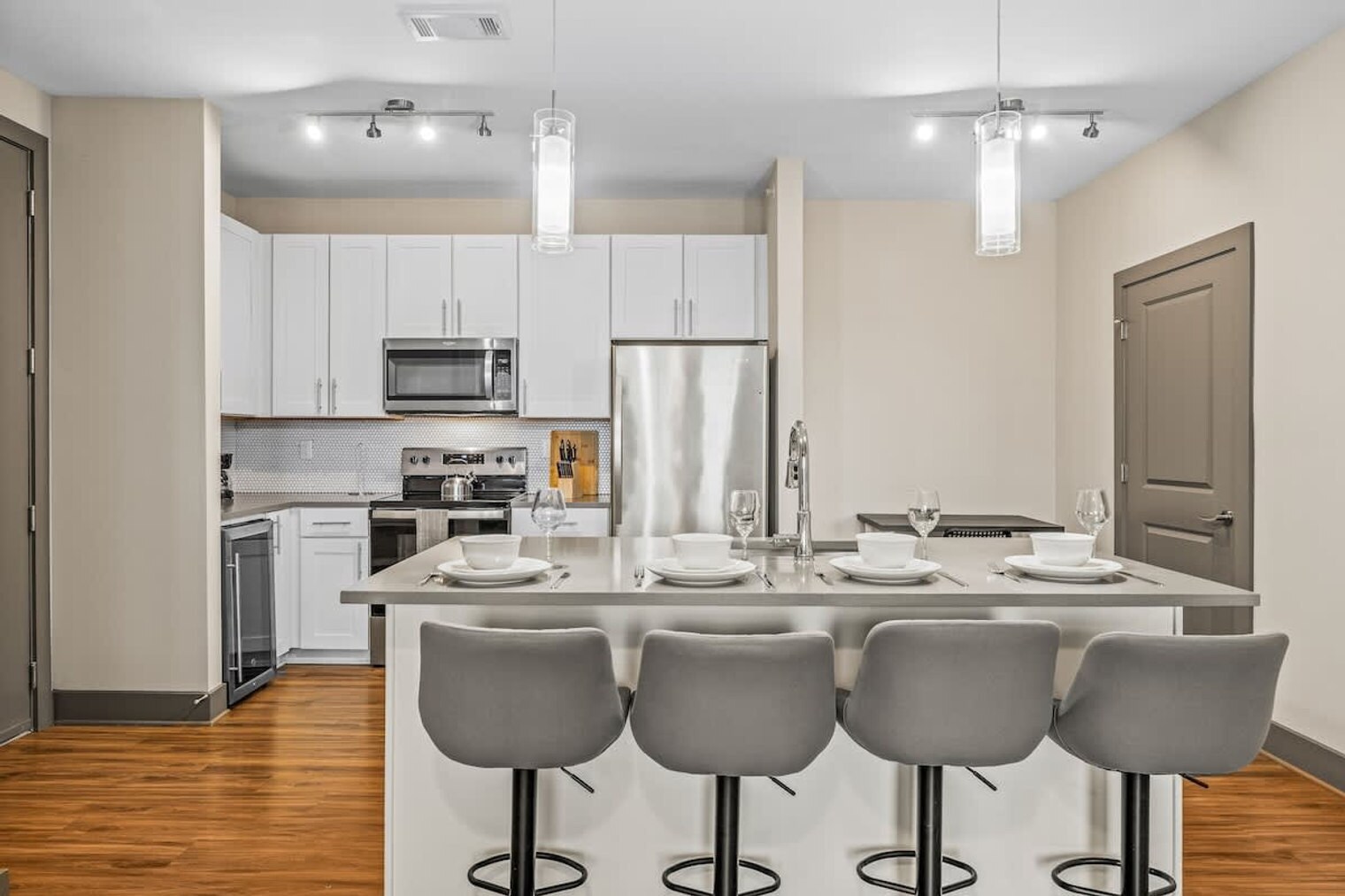 Building Photo - 9236 Vintage Hills Way