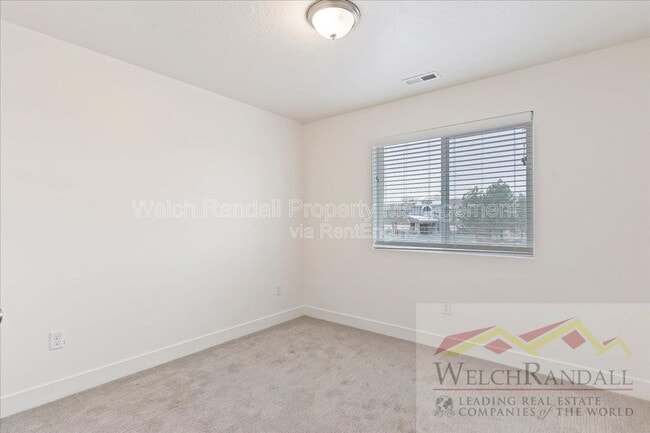 Building Photo - 1177 Shady Brook Ln S